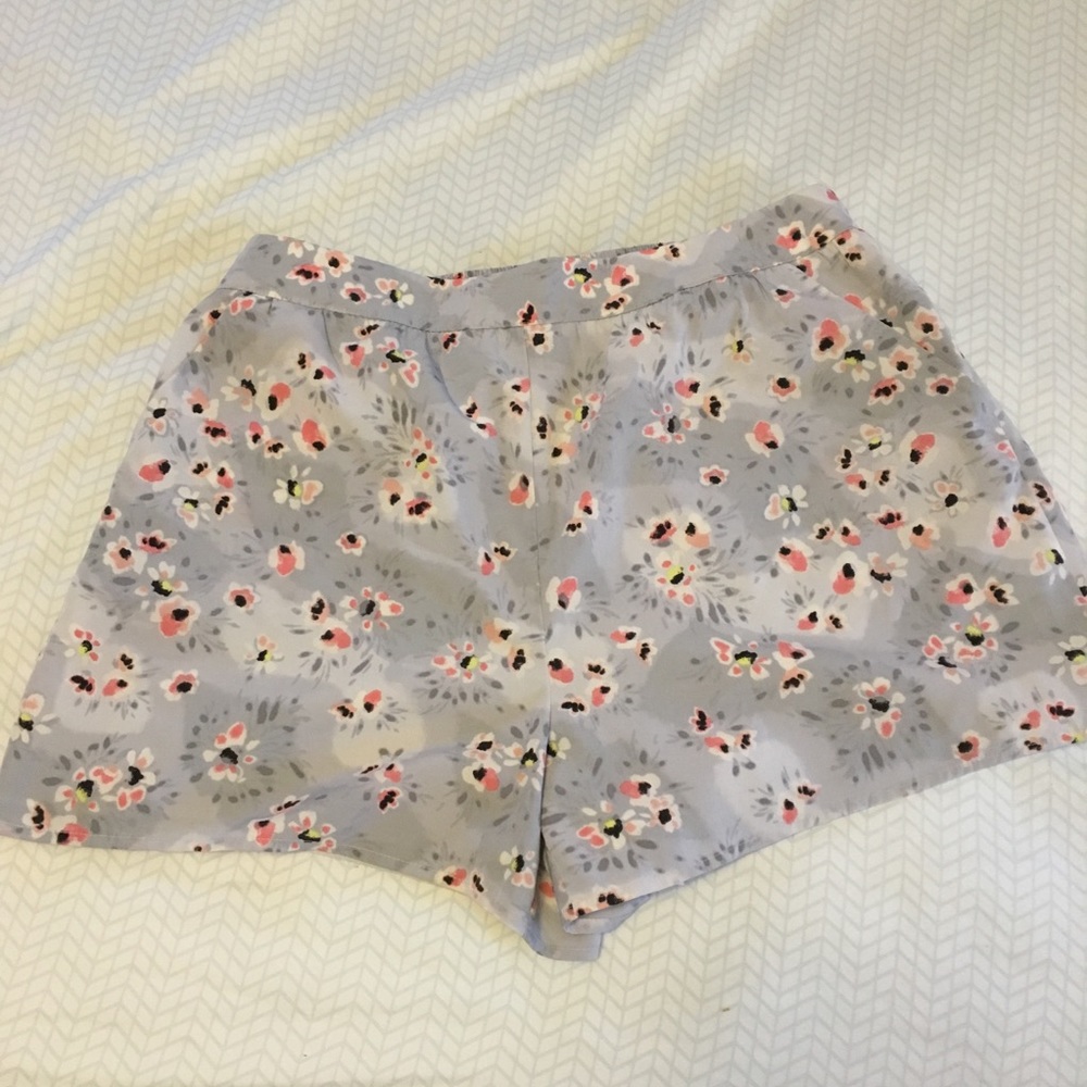 Final sale✨ LC large shorts